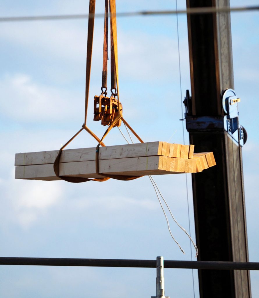 玉掛け作業時の介錯ロープ 吊り荷を操作するロープ